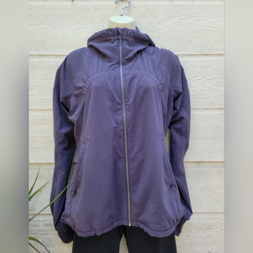 Lululemon Atletic Jacket Size 4
